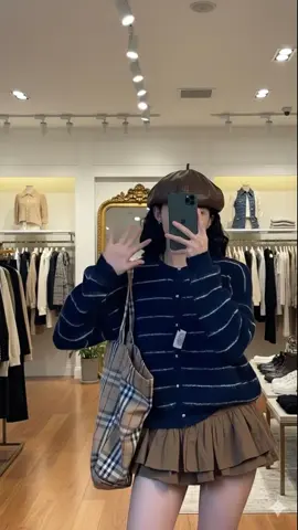 Áo cardigan len lông thỏ kẻ sọc ngang phối cúc đồng #aocardigan #aonu #aocardiganlen 