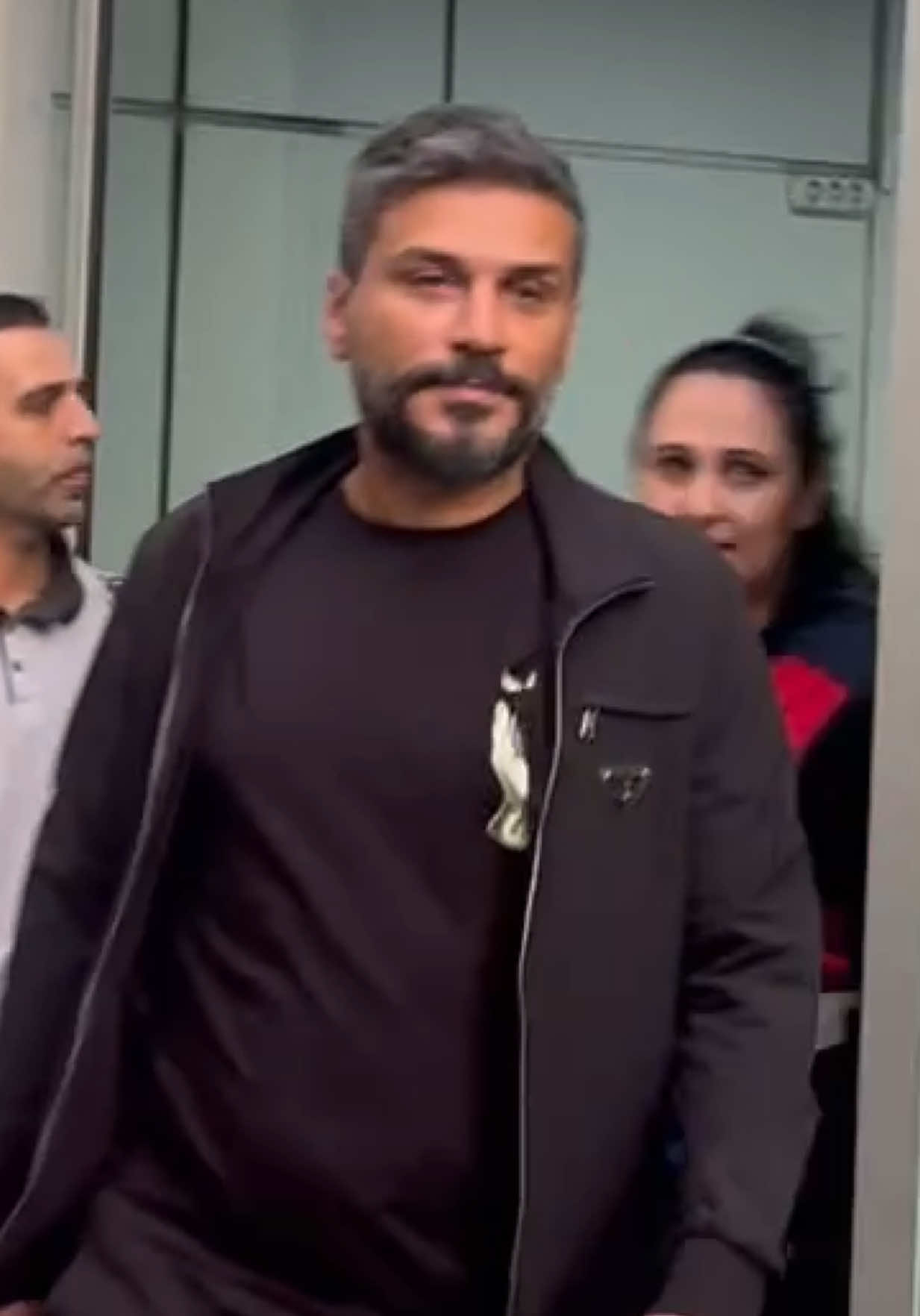 Ünlü isimlere uyu*turucu operasyonu. #dilanpolat #iremderici #enginpolat #hadise #mertyazicioglu