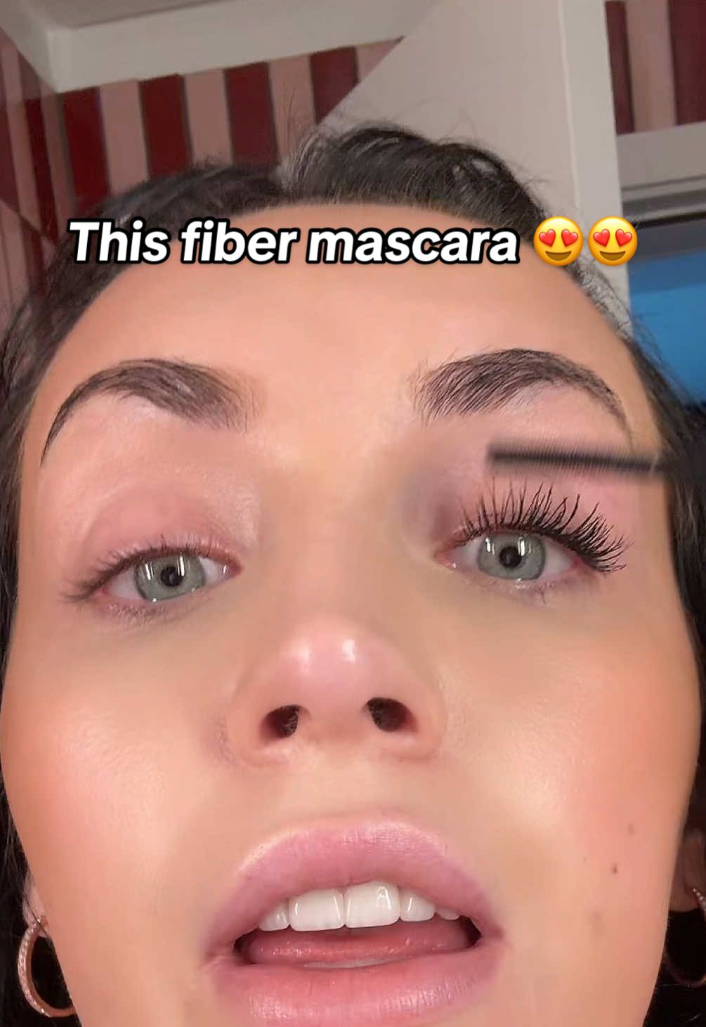 @loréal paris usa Extensionist mascara is the only mascara I brought with me on this trip to London! #lorealparismakeup #mascarareview #mascarahacks #extensionistmascara #mascarahack 