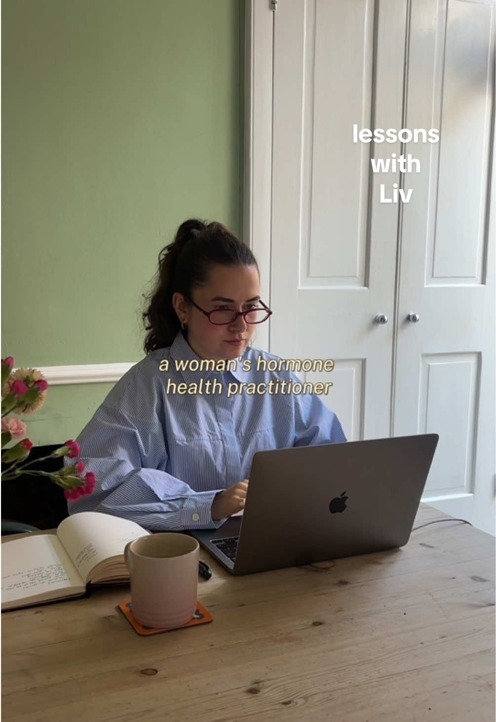 📚 (hormone) lessons with liv, because it’s never too late to start learning (about your body) episode one xxx #lifeinyour20s #wellness #womenshealth #hormonehealth #wellnesstips 