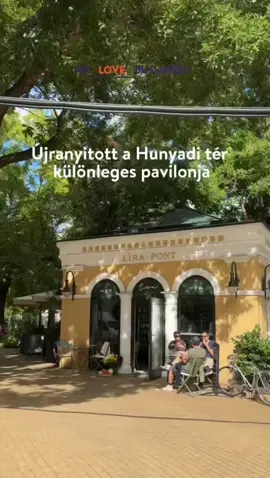 ☕ Idén nyáron specialty kávézóként nyitott újra a Hunyadi tér egyik kedvenc találkozóhelye: a Líra Terasz a Grumpy Monkey péksüteményeivel és a Posner Bistro szűkített étlapjával is vár minket. 👉 Mentsd el, ha te is kipróbálnád! #líraterasz #kávézó #budapestcafe #budapest #welovebudapest 