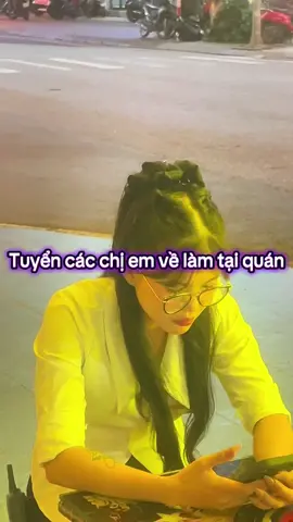 Liên tục tuyển các chị em về làm tại quán #daovantuyen #tuyendao #karaoke #tuyennhanvien #kingstonktv 