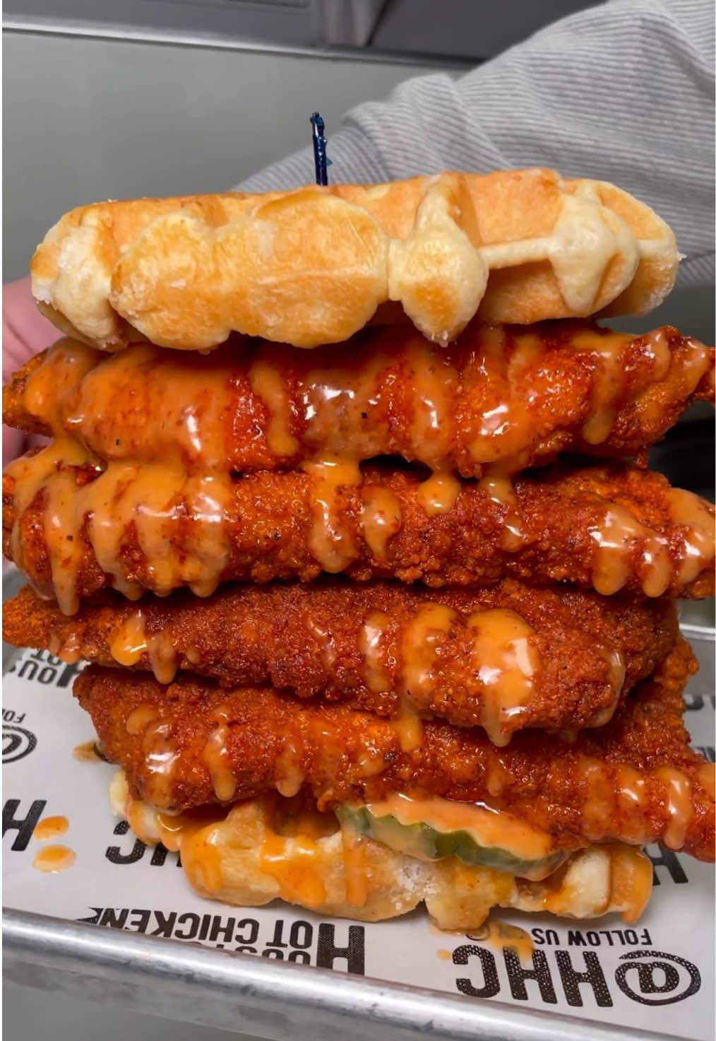 My kind of sandwich😌 #grubspot #waffles #chicken #waffle #friedchicken 