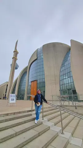 Ini dia..Mesjid Terbesar dan termegah di Eropa. Mesjid Koln di Jerman #mesjid  #reviewmesjid  #kolnmosque 