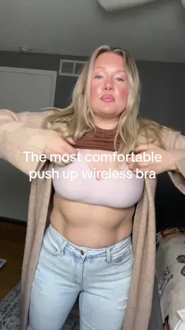 It a so comfortable you could sleep in it! @OEAK-Bras #bras #bra #pushupbra #wirelessbra 