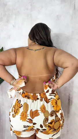✨ Estilo, conforto e confiança em cada detalhe! O macaquinho short saia plus size com estampa é a escolha perfeita para brilhar em qualquer ocasião 💃 Disponível do 46 ao 50, com bojo para valorizar ainda mais suas curvas!  🌸 Estampa exclusiva 👗 Caimento impecável 💖 Realce o que você tem de melhor! Garanta já o seu! 💬 #PlusSizeComEstilo #ModaPlusSize #ShortSaia #MacaquinhoEstampado #tamanhosreais 