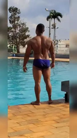 por causa da minha esposa 