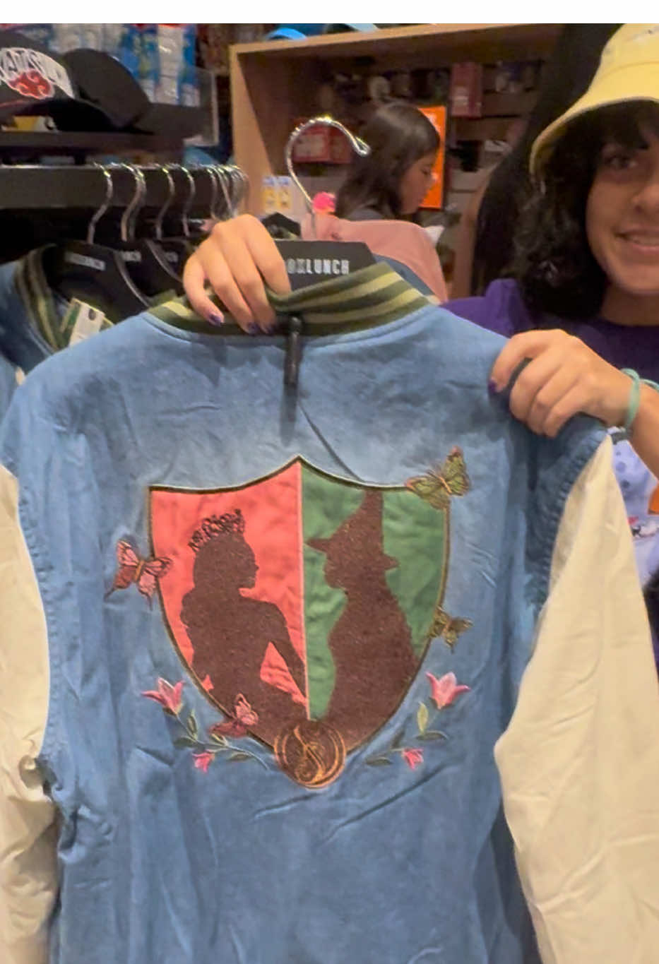 Oh SHIZ! New @Wicked: For Good merch!!!  I’m obsessulated  @BoxLunch #newwickedmerch  #wickedmovie #wickedforgood #boxlunchgifts @arianagrande  @Universal Pictures 