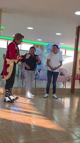 Ventriluco mi suegra #ypf #fiestas #viralvideos #argentin #xyzcba 