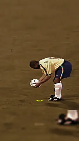 roberto dhagax☄️⚽️ prime 💫       #robertocarlos #football #fyp #viewsproblem😭 