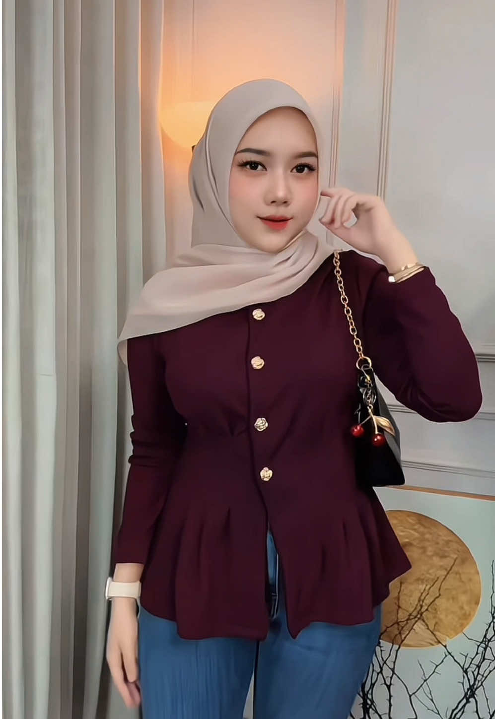 Blouse secantik ini nyesel sih co cuma satu 🥺🫶🏻 #OOTD #ootdhijab #blousecantik #blouseviral #fyp 