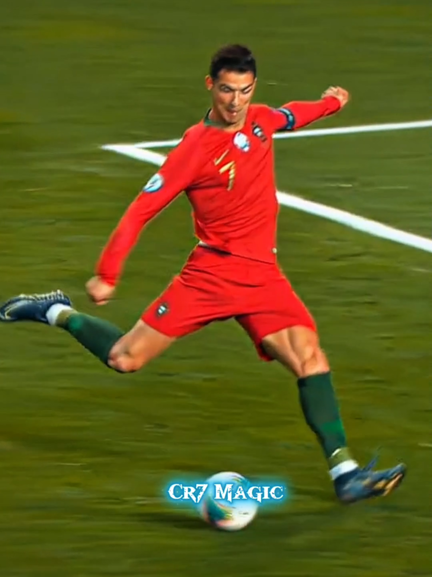 Ronaldo #cr7 #ronaldo #cristianoronaldo #football #Soccer 