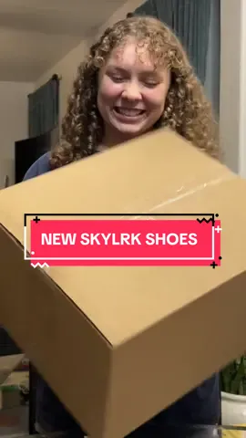 HUGE HUGE THANK YOU TO NEIMA for replacing my shoes🥹 and EVERYONE FOR TAGGING  @Justin Bieber and  @Hailey Bieber !!! I’m SO SO SO HAPPY and these are SO PERFECT FOR FALL AGGHHHJJJ  #skylrk #justinbieber #fyp 