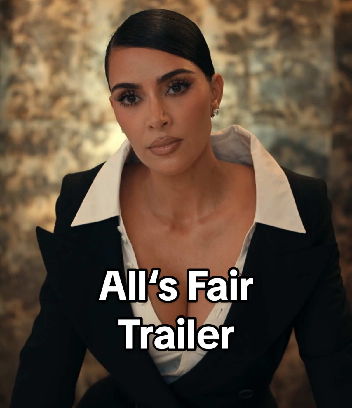Non partecipano semplicemente al gioco – lo conducono. Kim Kardashian, Naomi Watts, Niecy Nash Betts, Teyana Taylor, Sarah Paulson e Glenn Close sono nel cast di ALL’S FAIR. Dal 4 Novembre su #DisneyPlus. #AllsFair #davedere