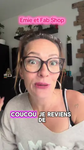 Ce n’est pas un partenariat, ni une collab — juste un vrai retour client parce que je suis vraiment trop satisfaite 🤍 Je suis allée directement en boutique chez Emie & Fab Shop et j’ai craqué : une veste, un jean, deux pulls et un maillot 😍 Les prix sont hyper abordables, la qualité est top et l’accueil juste adorable 🫶 Franchement, c’est devenu une de mes boutiques préférées ! ➡️ Si tu veux te faire plaisir sans te ruiner, va jeter un œil à leur TikTok ou à leur Facebook Emie & Fab Shop, tu vas adorer 💃 #emieetfabshop #retourcliente #bonplanmode  #capcut #coupdecoeur @Emie et Fab shop 