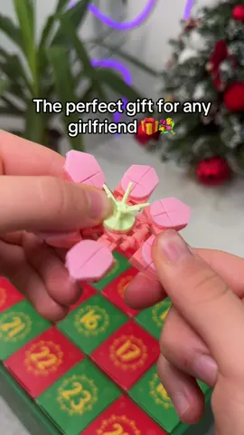 She will love you! #flowers #legoflowers #adventcalendar #fyp #legotok 