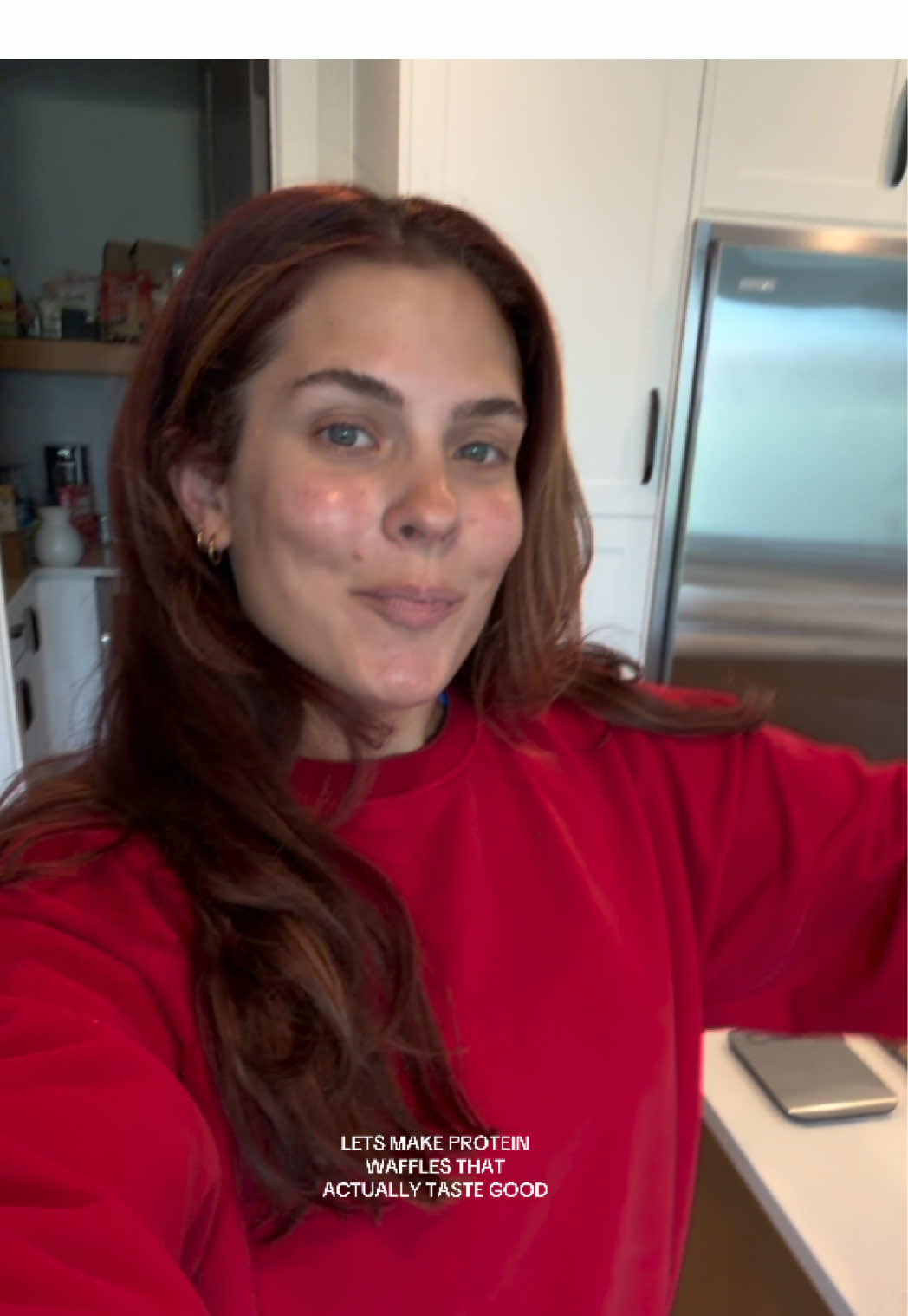 Save for later!  2 eggs 1 cup cottage cheese  2 scoops protein powder 1tsp vanilla extract  2 tsp baking powder *blend* Hand mix 1/2 cup (60-66g) all purpose flour  Full recipe macros 124c 17f 91p I had 118g of the total! It made 3 big waffles! Used my @Ninja Kitchen blender to make these #proteinwaffles #healthybreakfast #highproteinmeals 