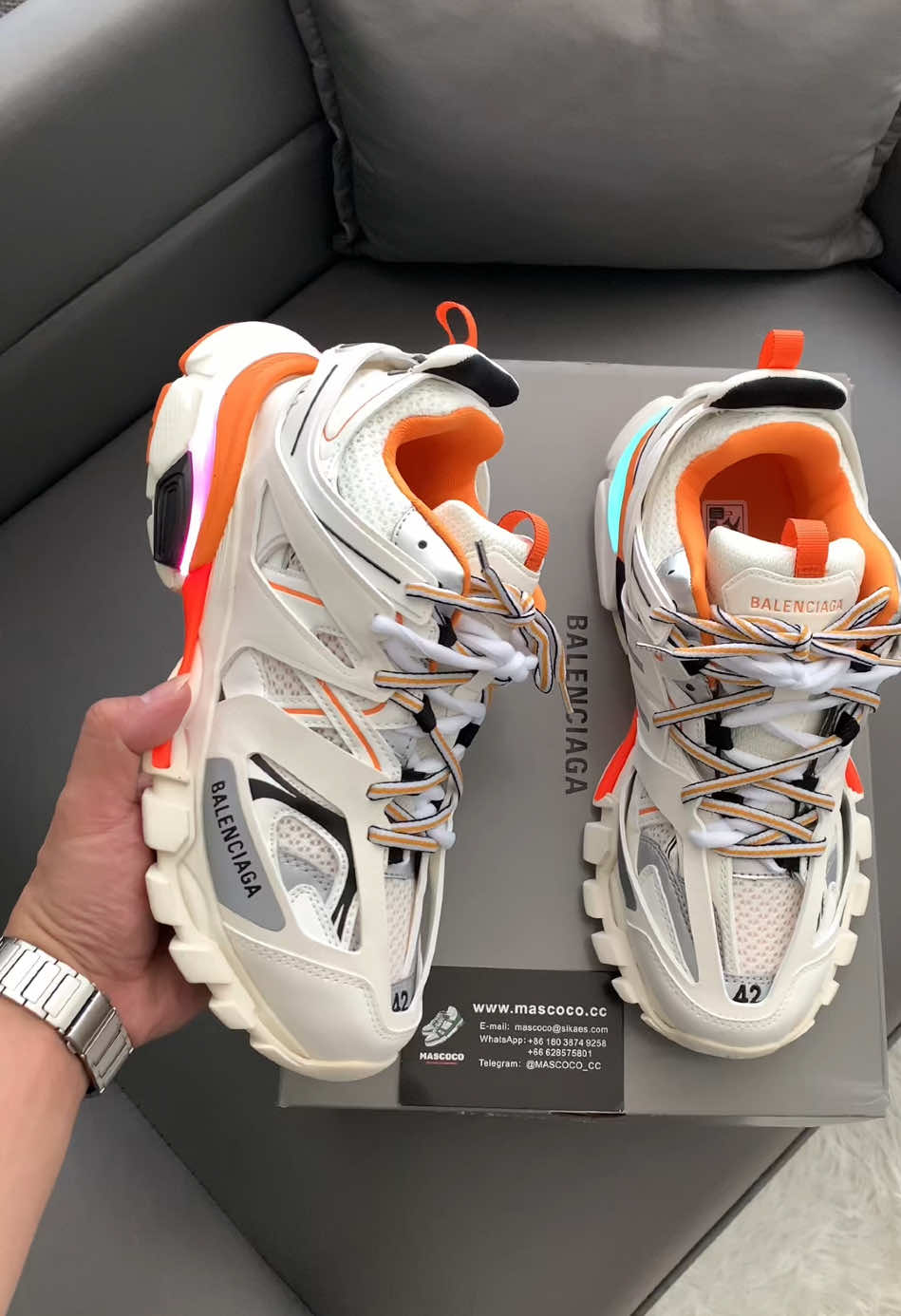 LED Sneaker 💛#track #viral #fyp #menstyle  #luxuryshoes #sneakers #explore #designer #blowthisup #trending #explorepage #mensfashion #fashion #fashiontiktok #tiktokviral #xyzbca 