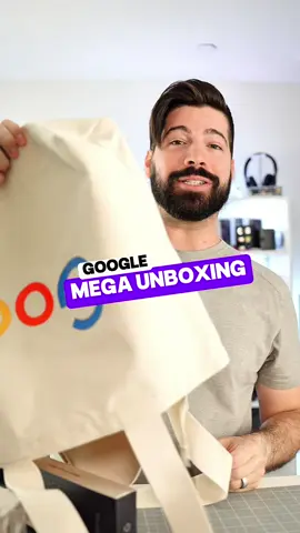 MEGA UNBOXING con los nuevos productos de Google 🔥 Técnicamente estos productos fueron lanzados a finales de Agosto durante el evento más grande del año de la compañía en Made By Google, pero ahora están llegando a las repisas de las tiendas. La serie económica de earbuds de Google, Pixel Buds 2a, por primera vez con cancelación de ruido. También tengo por aquí el nuevo Pixel Watch 4, con pantalla más amplia, carga más rápida y acceso a Gemini. Y por supuesto también recibí el Google Pixel 10 Fold Pro que habíamos estado esperando. Conoce más detalles por aquí y si te quedan dudas o tienes sugerencias de pruebas, te leo!!