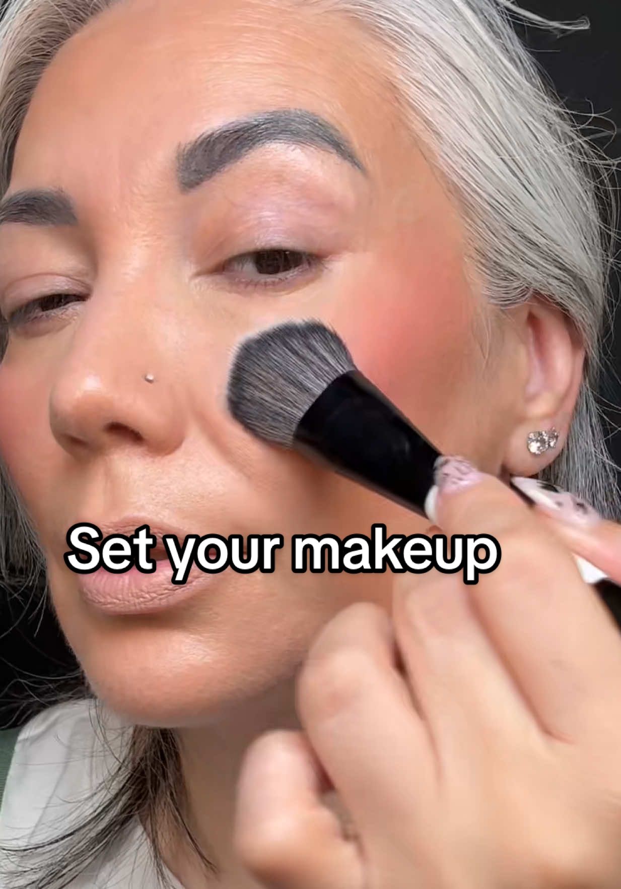 #makeupover40 #matureskinmakeup #powder #over40makeup #smooth 