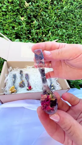 We are excited to introduce our newest product: tea spoons made from isomalt and natural tea! These unique spoons make for an original gift suitable for any occasion. Using them is incredibly simple: just remove the tea spoon from the packaging and place it in hot water. You’ll see the spoon melt right before your eyes, turning your tea into a delicious treat—enjoy! 😍  We offer several options for you to choose from:  - Set of 6 tea spoons for £15  - Set of 12 tea spoons for £30  - Set of 4 tea spoons along with a box of nuts for £15  - Set of 6 tea spoons and a box of nuts for £20  To place an order, feel free to message us privately! 😍#tea #pageforyou#teaspoon#spoo #spoon