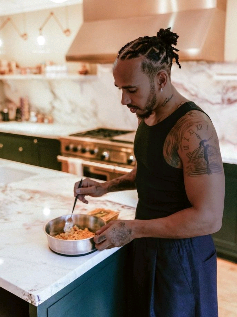 Crush level: Lewis Hamilton. ❤️ #LewisHamilton #british #ferrari  #f1