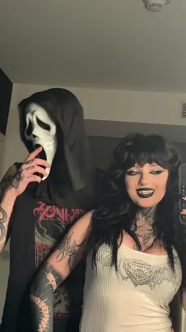 @Depressed Swim #ghostface 