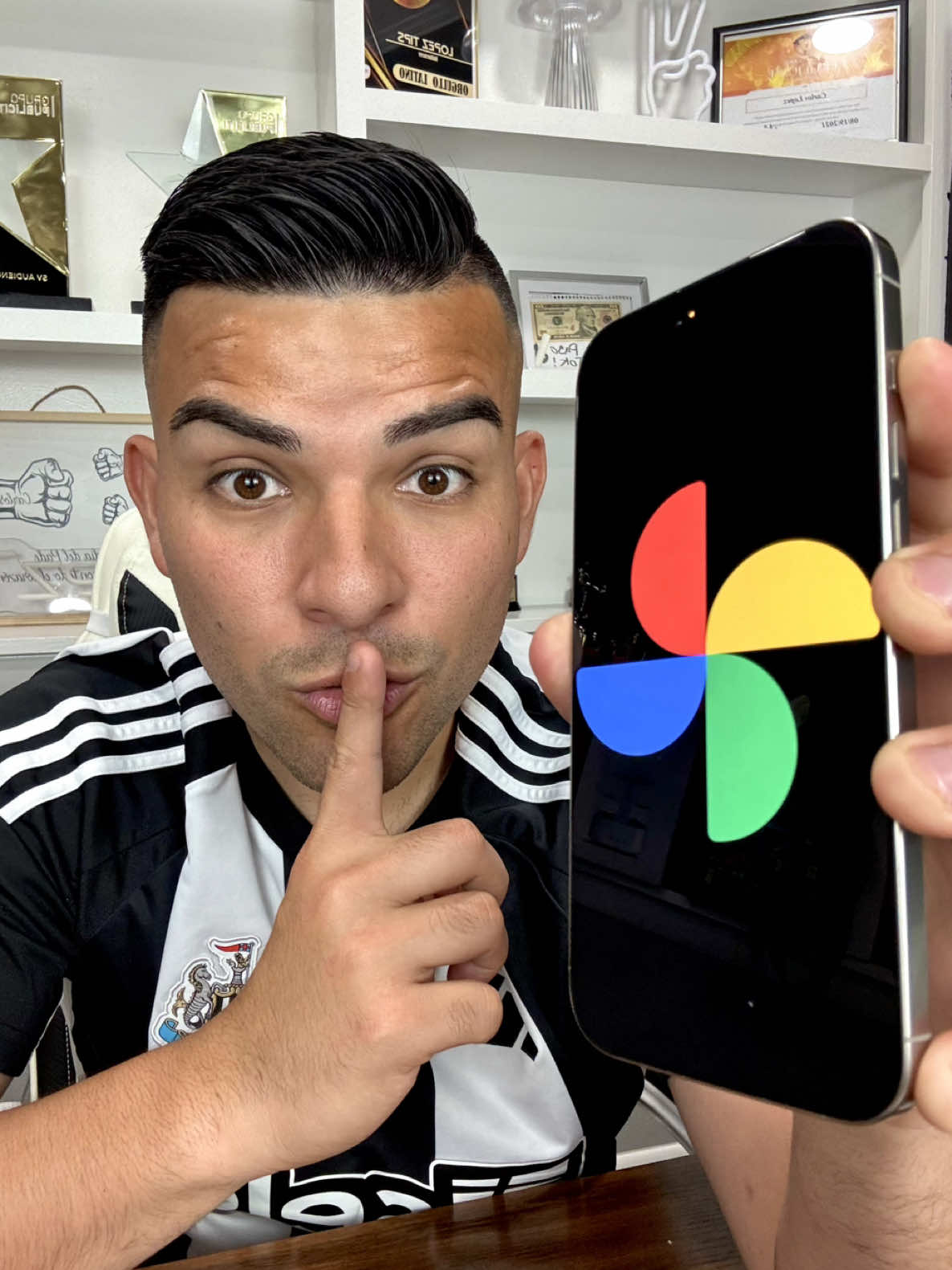 La fotografías que borraste aún existen te enseño a como puedes recuperarlas #tipsandtricks #google #googletips #googlefotos #AprendeEnTikTok 