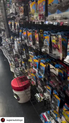 Post @superautotoyz  Nissan Skyline GTR r32  Hot Wheel Legends Tour #hotwheels #hotwheelsmalaysia #hotwheeelsindonesia #hotwheelsusa #hotwheelsbrasil 