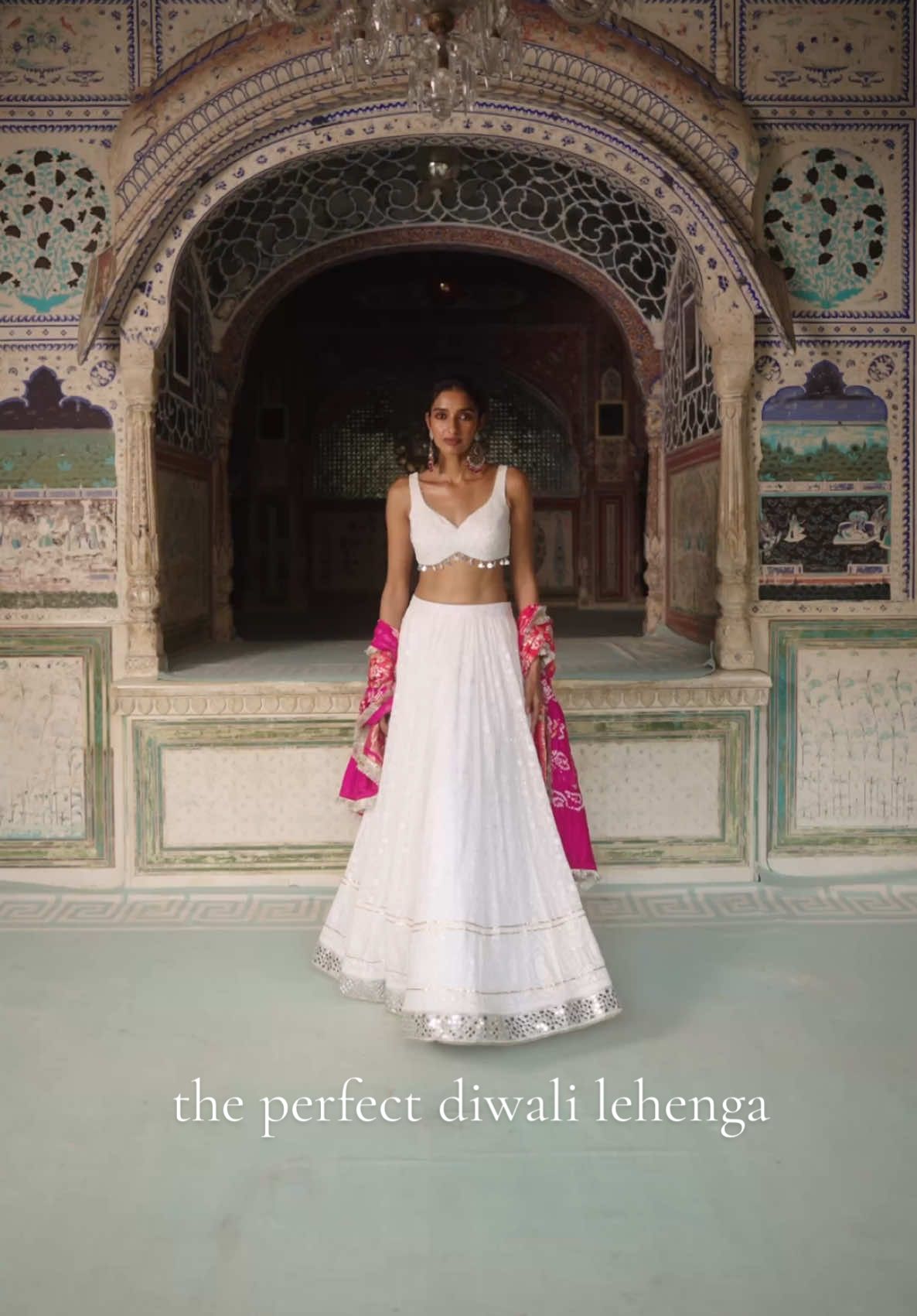 Presenting our White Embroidered Lucknowi Lehenga With Pure Bandhani Dupatta. #indian #lehenga #lashkaraa 