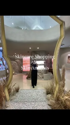 Skincare experience in Korea is elite✨ #koreanskincare #skin1004 #mixsoon #oliveyoung #koreanpharmacy  