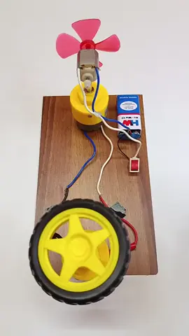 DC Motor Science Experiment Project 🤯 #diyproject #DIY #experiment #growmyaccount #creatorsearchinsights 