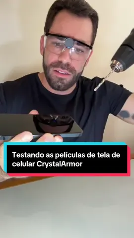 Testando as películas CrystalArmor. As películas de tela de celular Crystal armor prometem ser extremamente resistentes