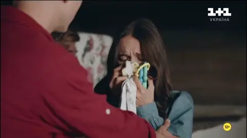 ДУЖЕ ХВИЛЮЄТЬСЯ, ЩО БІЛЬШЕ НЕ ПОБАЧИТЬ СВОГО СИНА😬 #україна #життя #кохання #пара #друг 