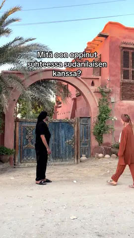 Paljon on vielä oppimista❤️. Mutta nyt jo oon vakuuttunut, että sudanilaiset on aika upea kansa ja odotan, että maahan pääsisi vielä joku päivä turvallisesti matkustamaan. Siellä se matka vasta alkaisikin! #parisuhde #kulttuurit #sudan 