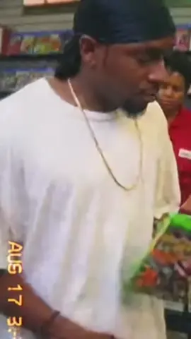 guy tries to steal bird game 3 #fyp #birdgame3 #comedy #hoodmemes #foryoupage 