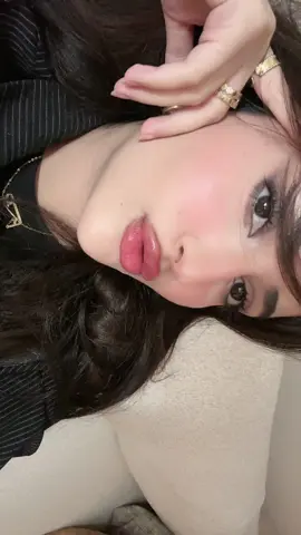 آخر شي دخل شعر بعيني 🤣🤣