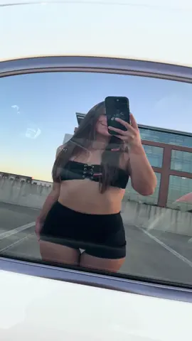 Another day another window mirror post #fyp #cargirls