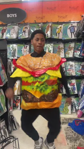 😂😂#fyp #halloween #costume #viralvideo 