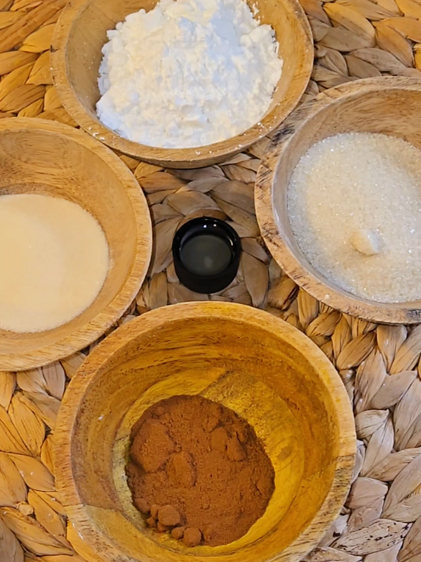 Replying to @patriciarodrguezt7 RECETA:  2 cdas de café instantáneo 2 sobres de grenetina 3 cdas de maizena 3 cdas de azúcar 1 cdta de aceite de argán en una ollita agrega 2 tazas de agua. Disuelve todos los ingredientes y a  fuego medio hasta que espese,No dejes de menear porque se puede pegar. cuando comienze a espesar y verse de esta consistensia cremosa nuestra keratina esta lista. deja  enfriar por unos minutos ,  y Por último añade 1 cucharadita de aceite de argán  aplicaremos en cabello limpio y humedo de raíz a puntas, mechón por mechón, que quede súper empapado. Cubre con una bolsa plástica o gorrito  y deja actuar 30 minutos  aplicala  1 vez por semana si tu cabello está seco o maltratado, y cada 15 días si tu cabello es normal.  Enjuaga con shampoo y agua tibia, sella con  agua fria  Puedes dejarlo secar al aire libre o con la secadora en modo frio. #fyp #parati #hairtok 