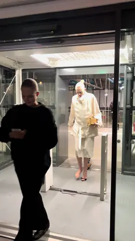 @alexconsani lost her shoe at Schiaparelli show