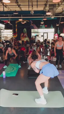 We’re trying something new, my people ✨ Caffeto and I are teaming up for our first outdoor workout at Johnston YMCA this Saturday, Oct 18 at 11:00am. If you know us, you already know Valentina and I bring the energy every single time 🔥 Come move, sip some coffee, and hang out with us ☕ 🎟 All participants get free YMCA guest passes ☕ Plus, 10% off coffee at Caffeto after class Tickets in bio (Caffeto’s and mine). Can’t wait to see you there!  #fitnessinstructor #charlottefitness #wellnessevent #workout #pilates 