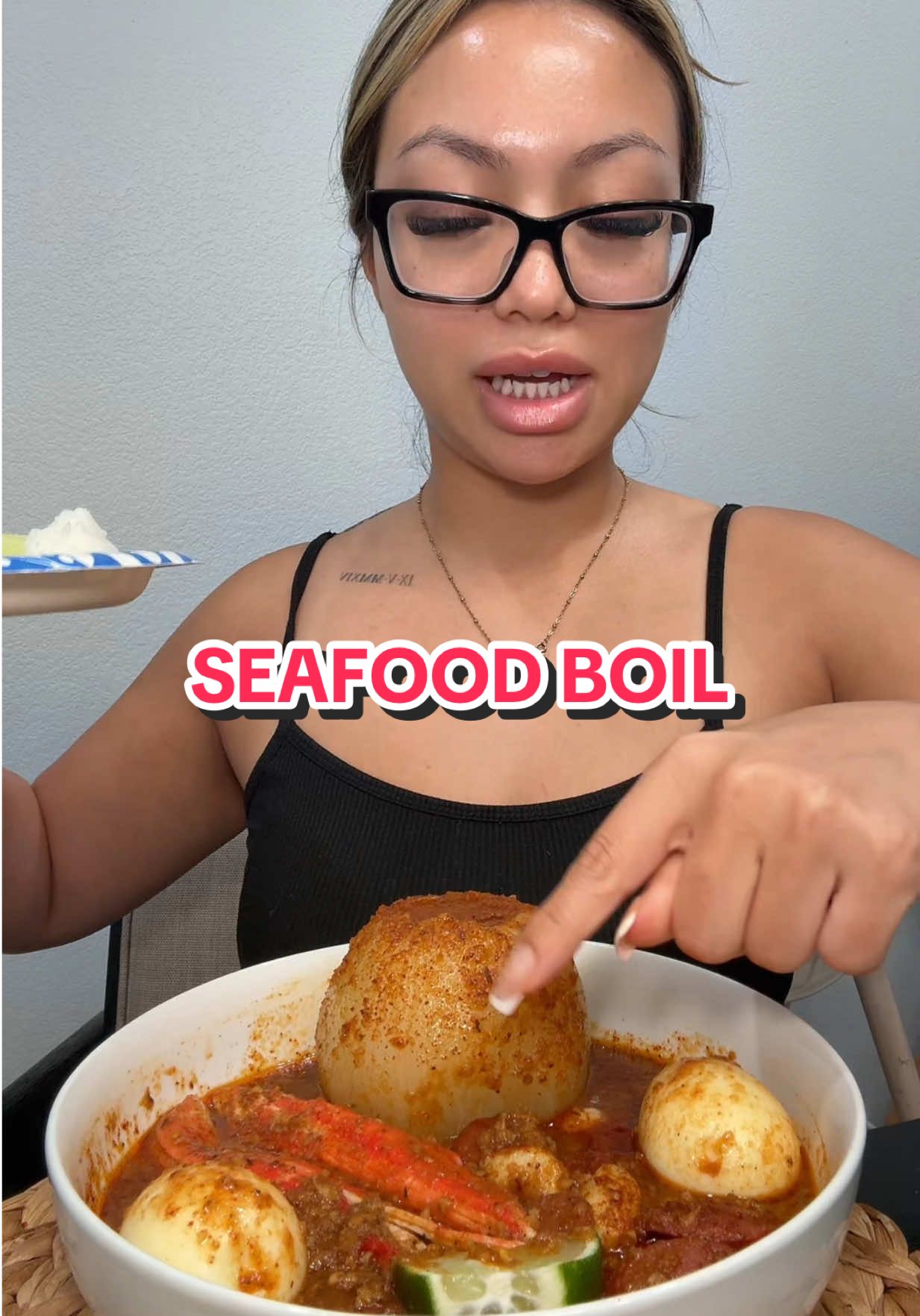 Seafood Boil 😋 more like imitation crab, sausage, egg & onion boil lol 🤪 FOLLOW OUR COUPLE ACCOUNT @Manda & Raks — we bout to post a bunch of fun content together 🫶🏽✨ #onionboil #seafoodboil #mukbang #cajunfood #cajun 