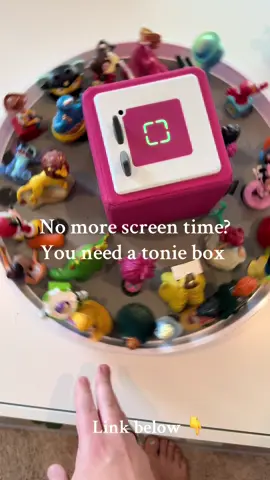 Our tonie box is game changer! Who needs screen time when you have a tonie box! #toniebox #tonieboxreview #tonies #toniebox 