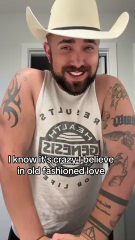 That old fashioned man #oldfashioned #countrymusic #countrylove #tatted #fyp 