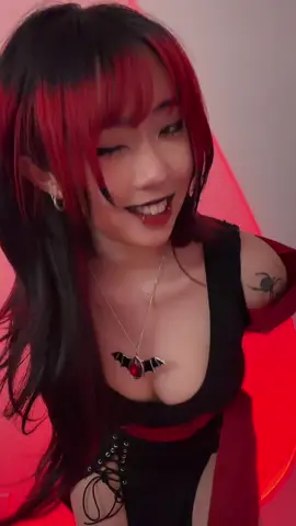 I’m gonna redo this later.. i think i could make it look better when the contacts come in (ANYWAY HEX GIRLS AMIRITE) i also didnt notice the lipstick on my teeth til after (DONT MENTION IT)