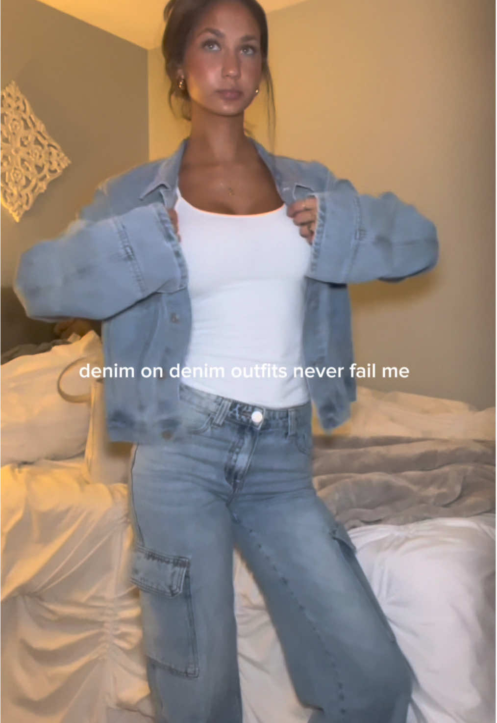 sucker for a denim outfit #OOTD #fallfashion #outfitinspo #denimset #falloutfitinspo 