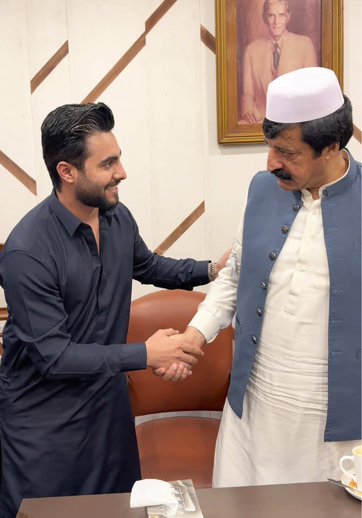 @Najeeb Sultan Bahoo Official  and GOVERNER PUNJAB. #malikrizwan700 #foryou #whiteningcream #whitening #100k 