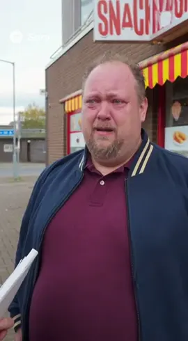 Man is het volledig oneens met de azc op de plek van zijn lievelings snackbar….
