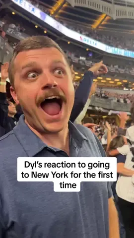 That may be the most electric thing I’ve ever seen 😳 #shelbanddyl #newyork #mlbpartner #couples #relationships 